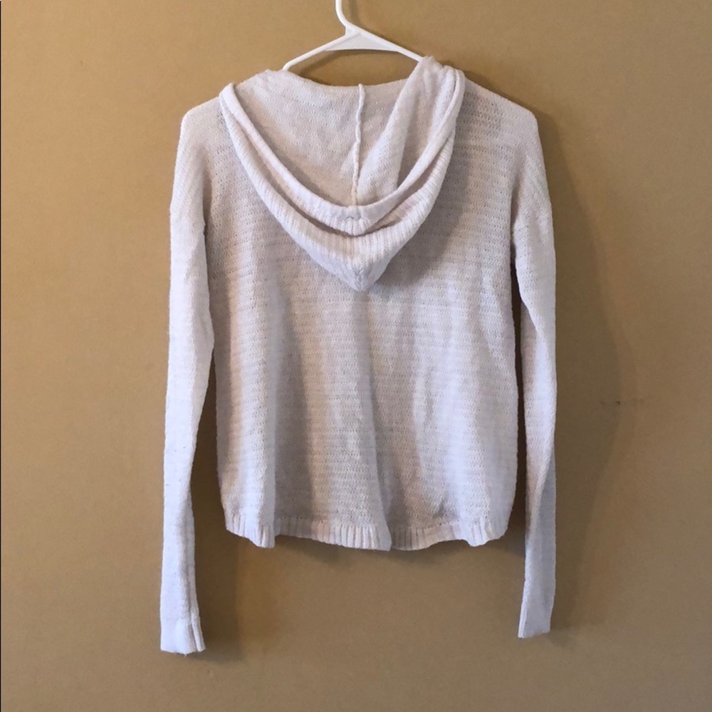 Sweater - Picture 4 of 4